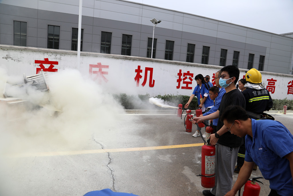 星火機床集團公司舉辦消防安全知識培訓暨消防演練活動